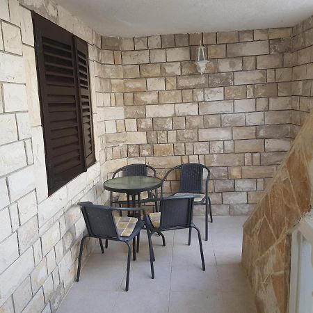 Apartman Martina Ražanac エクステリア 写真